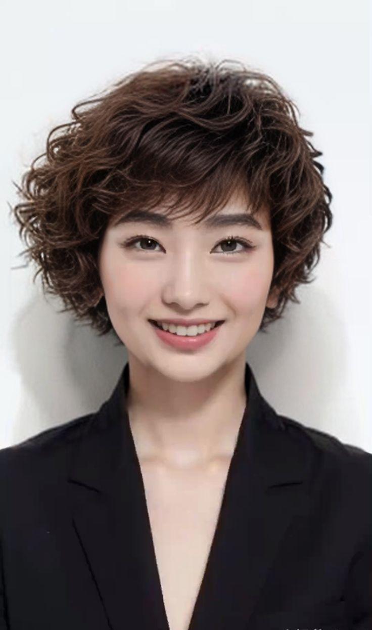 单边反翘烫发(女)